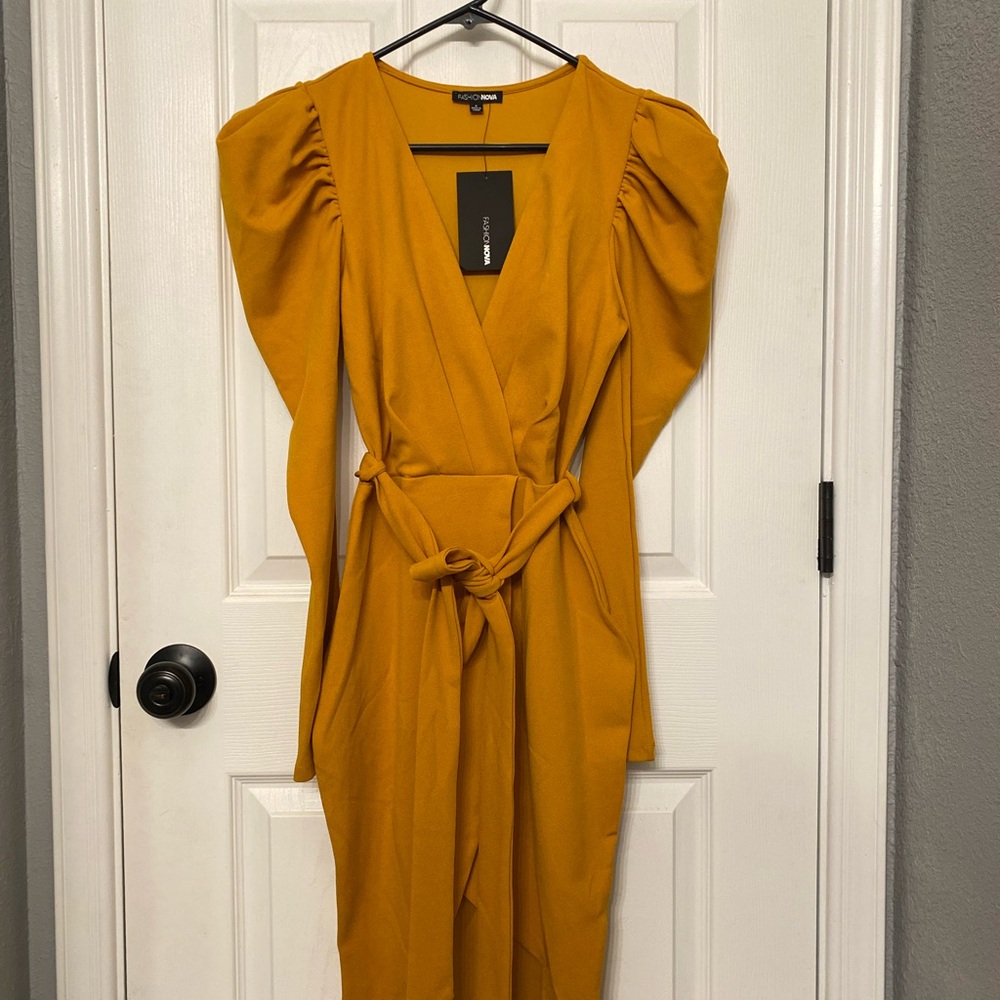 Fashion Nova Gold Puff Sleeve Sheath Dress